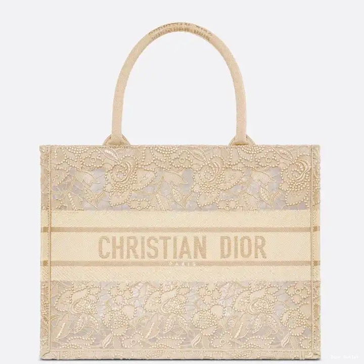 Motif Canvas D-Lace Tote Beige Book Macrame Dior 0508
